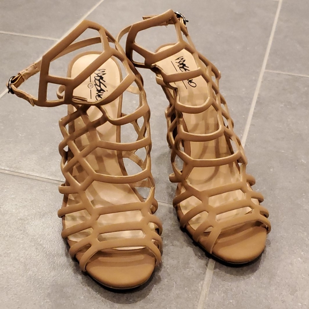 Women's heels